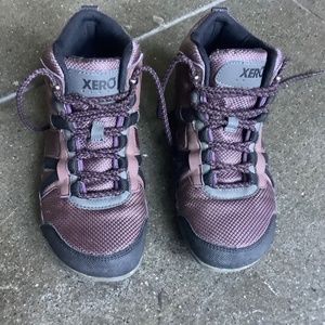 Xerox Shoes DayLite Hiker Minimalist hiking shoe